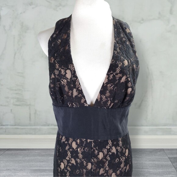 BCBGMaxazria Serafina Lace Overlay Formal Dress Size 12 Black Front Split Plunge - Picture 7 of 16